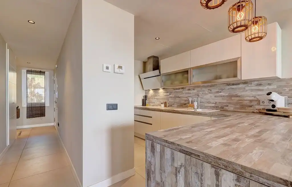 Cocina de Apartamento en venta en Benalmádena con Aire acondicionado, Calefacción y Jardín privado
