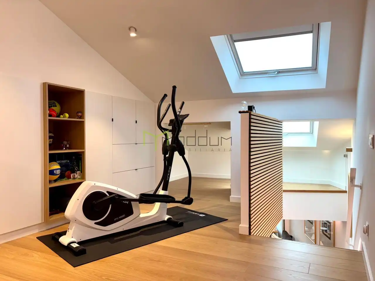 Maisonette zum Verkauf in Santiago de Compostela  mit Heizung, Abstellraum und Möbliert