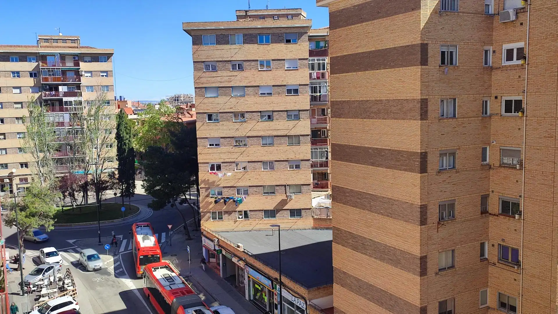 Exterior view of Flat for sale in Zaragoza  with Air Conditioner, Heating and Terrace