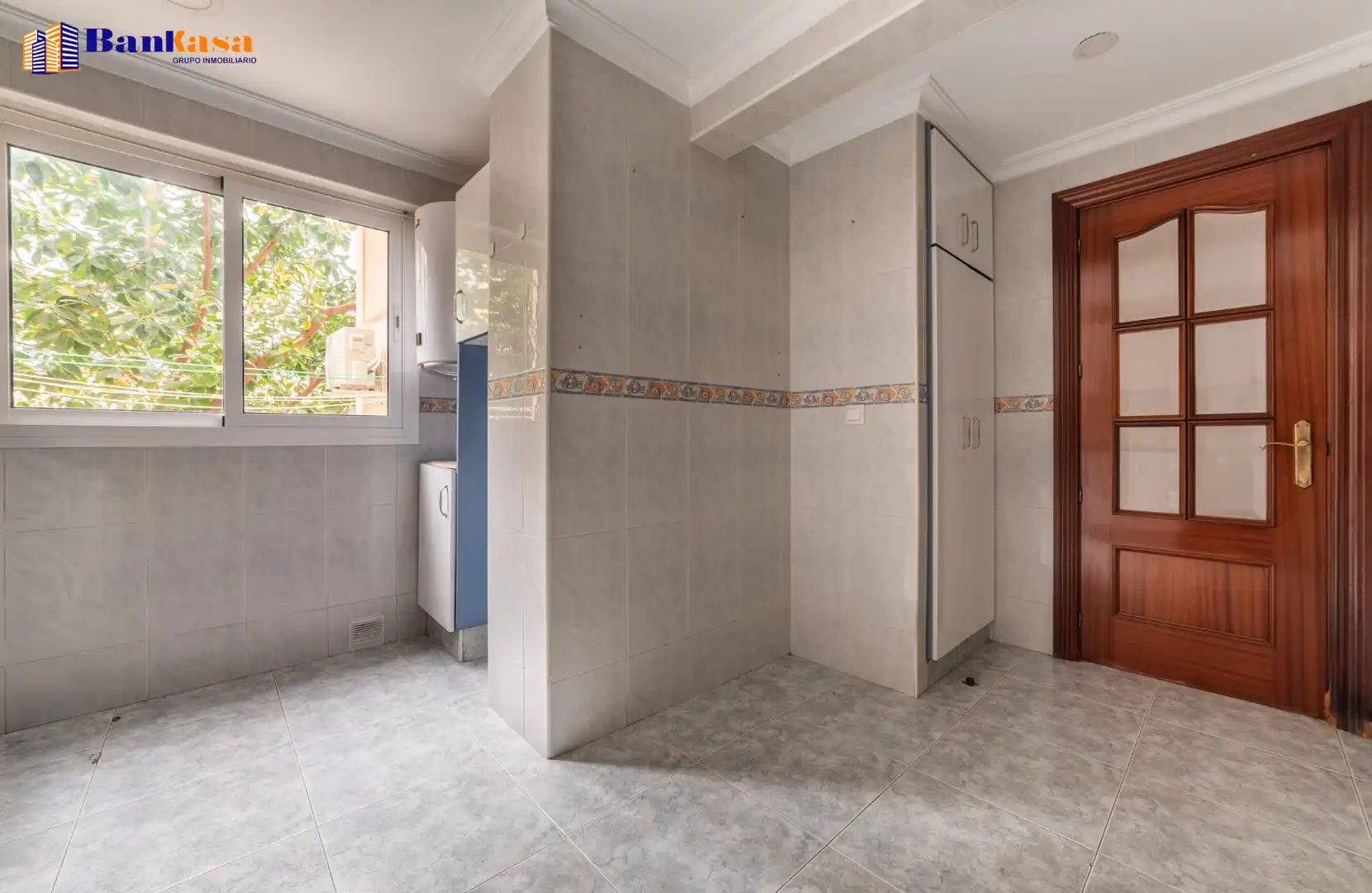 Baño de Piso en venta en Málaga con Aire acondicionado
