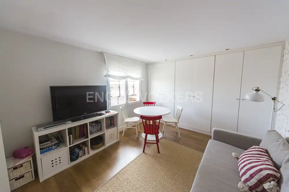 Living room of Attic for sale in Madrid  with Air Conditioner, Heating and Terrace