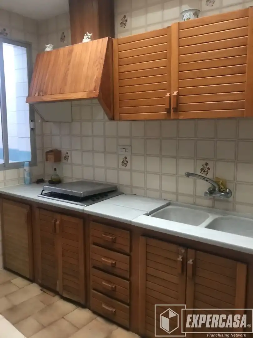 Kitchen of Houses for sale in Casinos  with Terrace