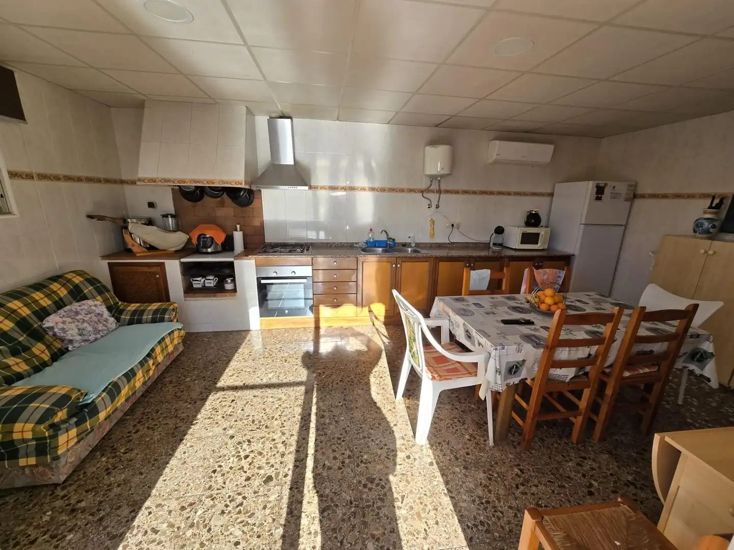 Kitchen of Houses for sale in San Vicente del Raspeig / Sant Vicent del Raspeig  with Air Conditioner, Private garden and Terrace