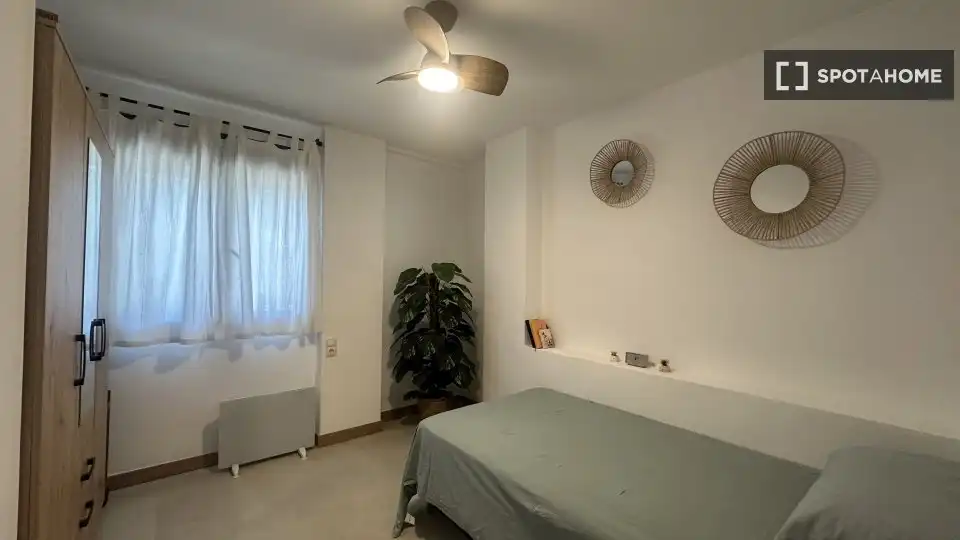 Bedroom of Flat for rent in Godella  with Air Conditioner, Heating and Furnished