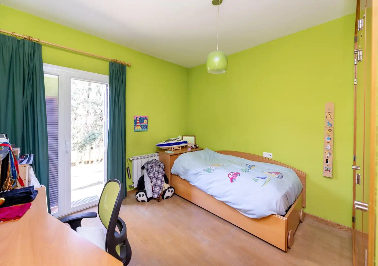 Habitación de Casa o chalet en venta en Cájar con Calefacción, Piscina y Alarma