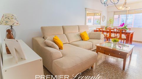 Foto 4 de Piso en venta en Calle Plus Ultra, Carolinas Altas, Alicante / Alacant