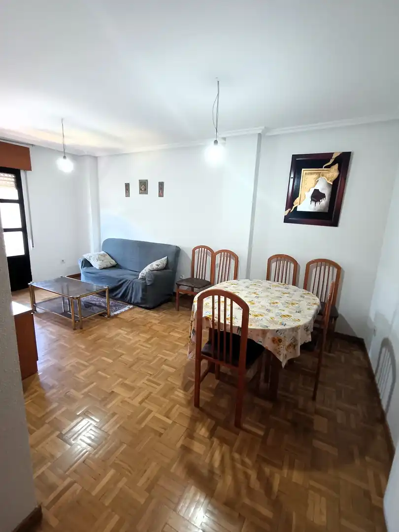 Sala de estar de Edificio en venta en Sahagún
