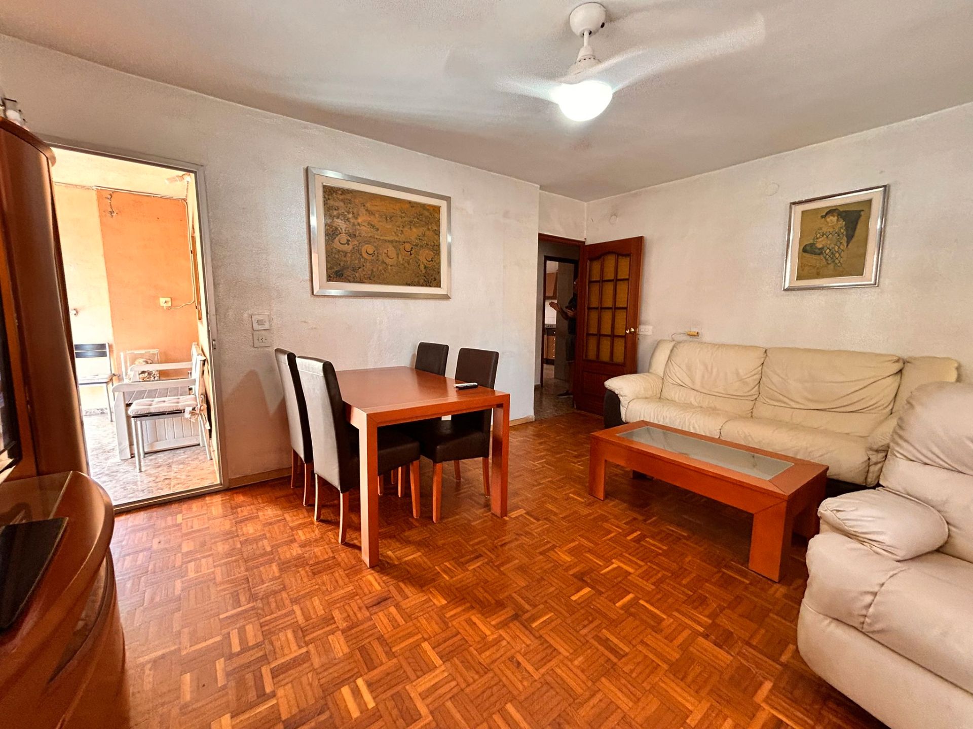 Sala d'estar de Apartament en venda en Alicante / Alacant amb Traster, Moblat i Forn