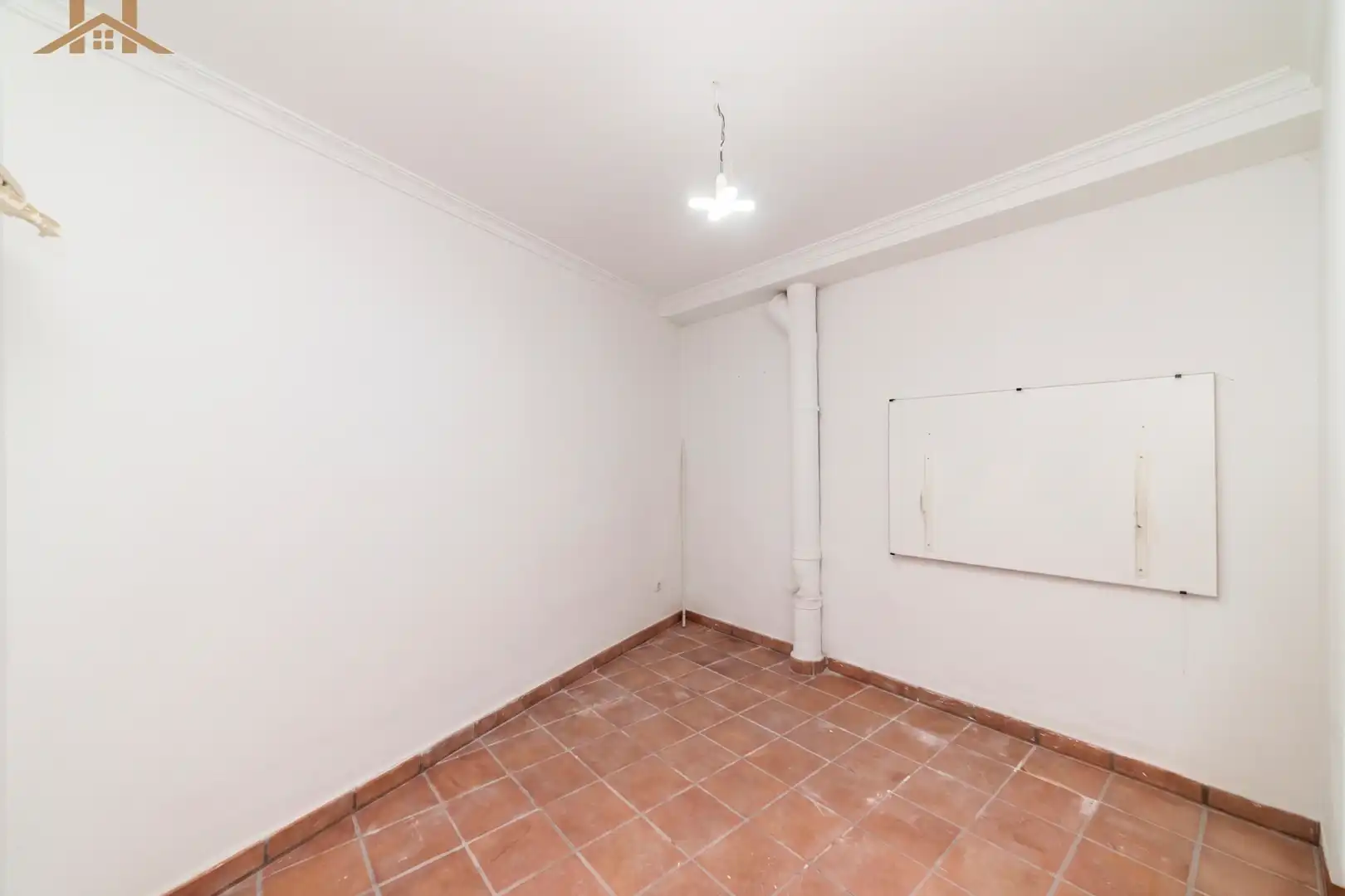 Wohnung zum Verkauf in Villaviciosa de Odón mit Klimaanlage, Abstellraum und Balkon
