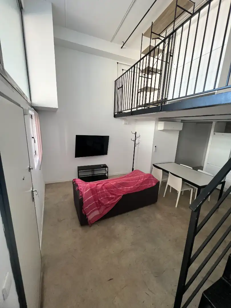 Dúplex de alquiler en Calle Andarella, Barrio de la Luz