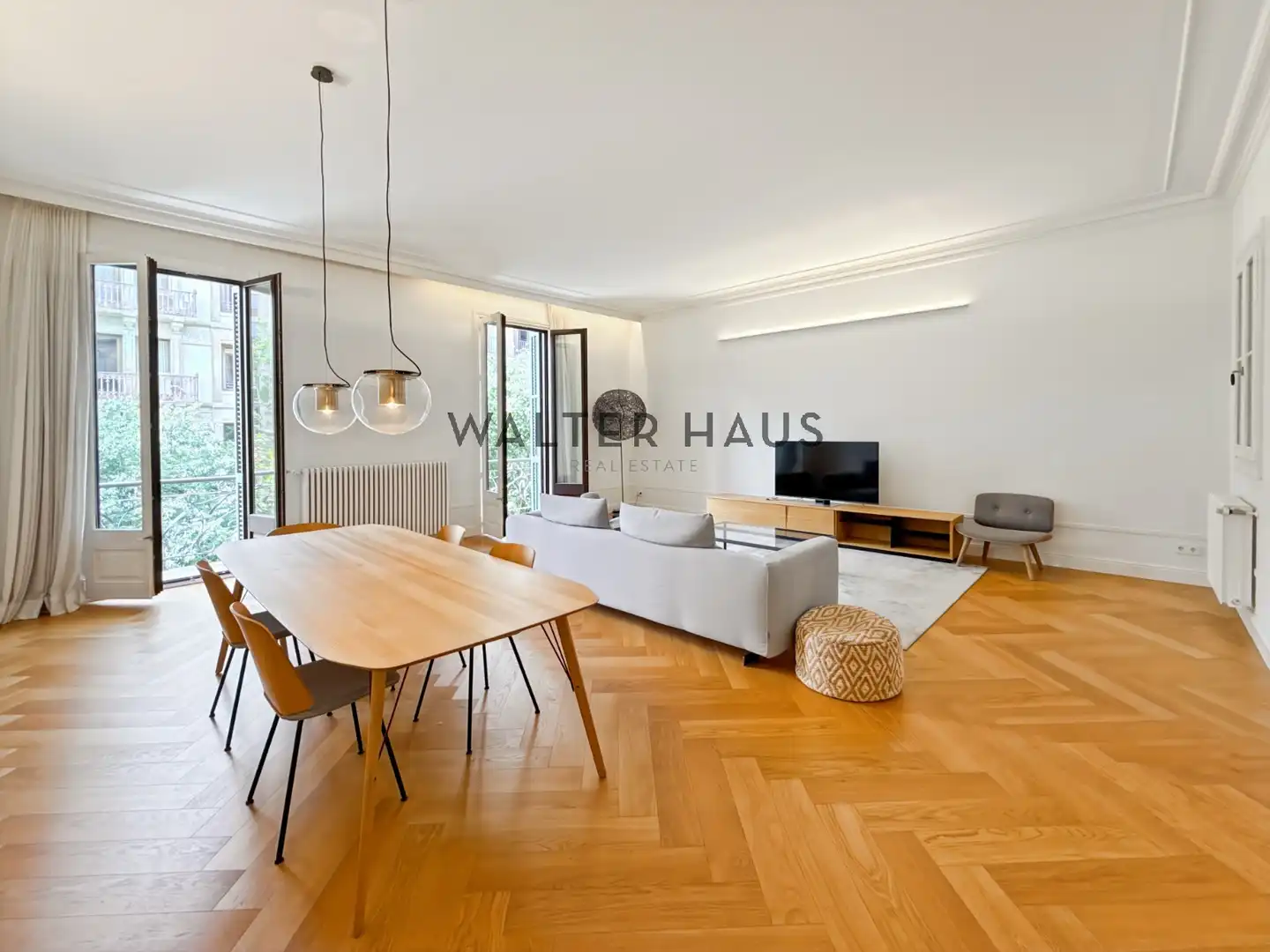 Wohnung zur Miete in Carrer de Girona, Dreta de l'Eixample