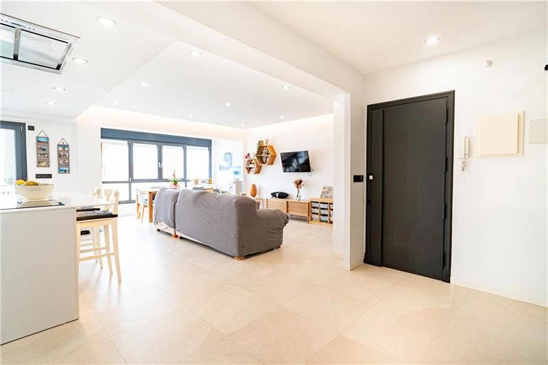 Living room of Flat for sale in  Palma de Mallorca  with Air Conditioner, Heating and Terrace