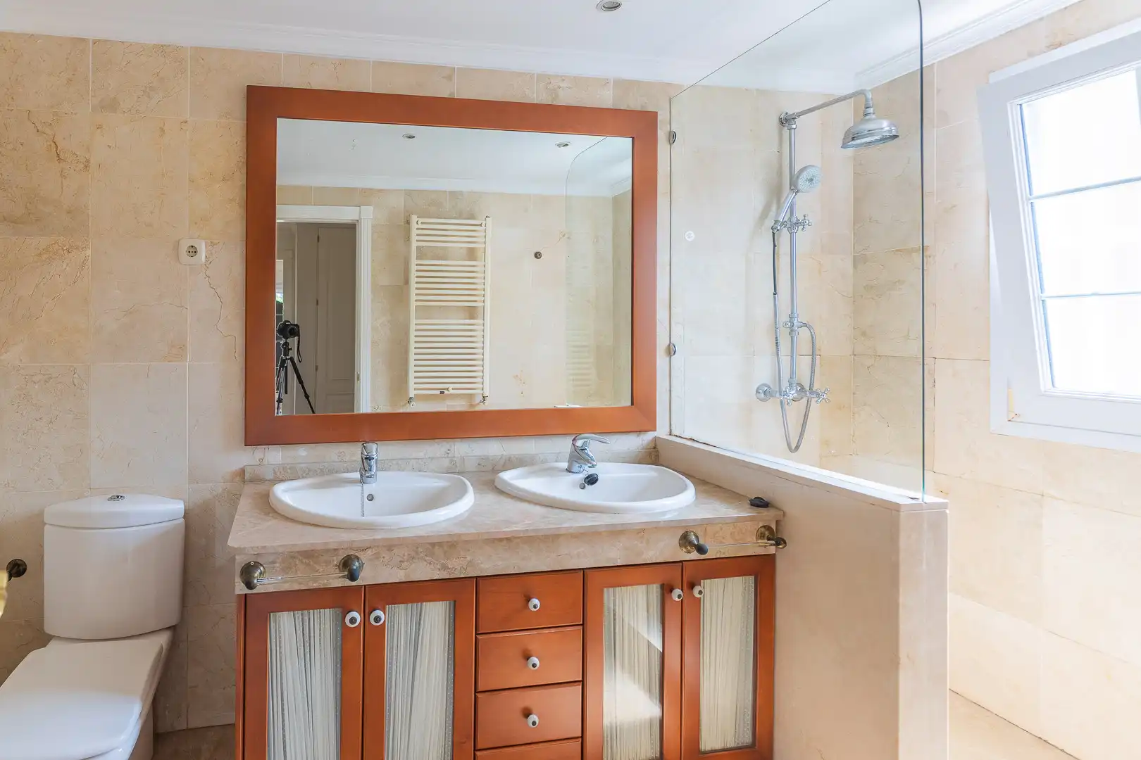 Bathroom of Attic for sale in Málaga  with Air Conditioner, Terrace and Swimming Pool
