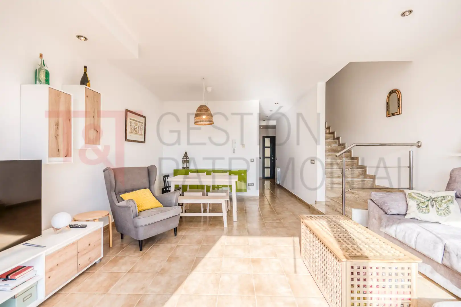 Sala de estar de Casa adosada en venta en Castellet i la Gornal con Calefacción, Terraza y Horno