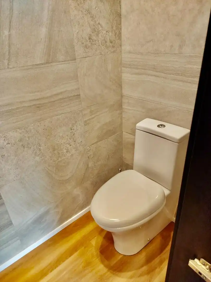Baño de Piso para compartir en Cartagena con Aire acondicionado, Calefacción y Terraza