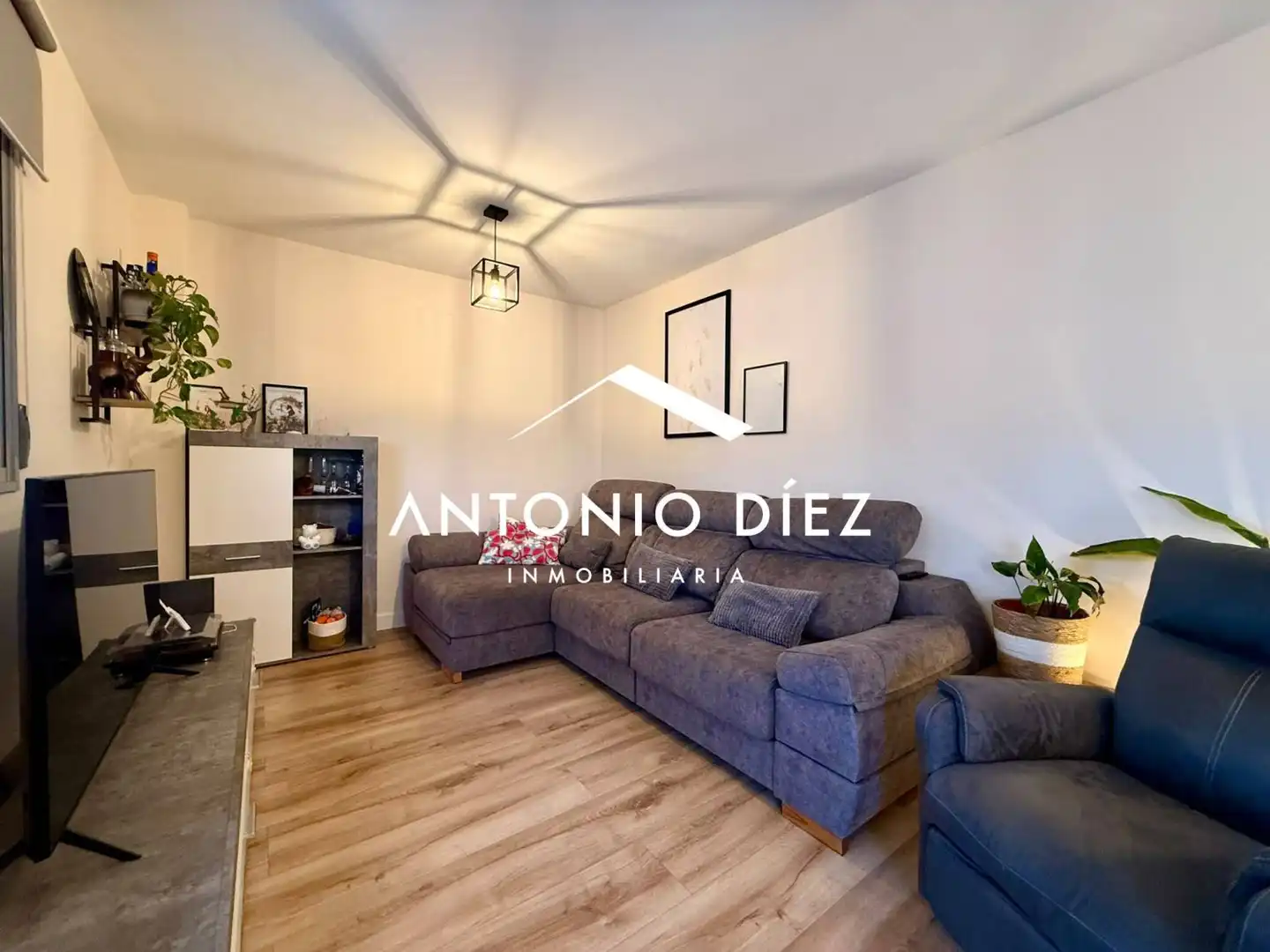Living room of Flat for sale in Aspe  with Air Conditioner, Heating and Storage room