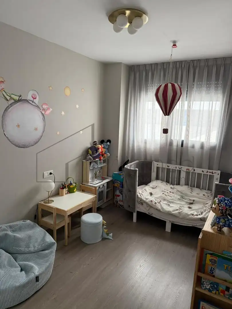 Habitación de Piso en venta en Valencia con Aire acondicionado, Calefacción y Terraza