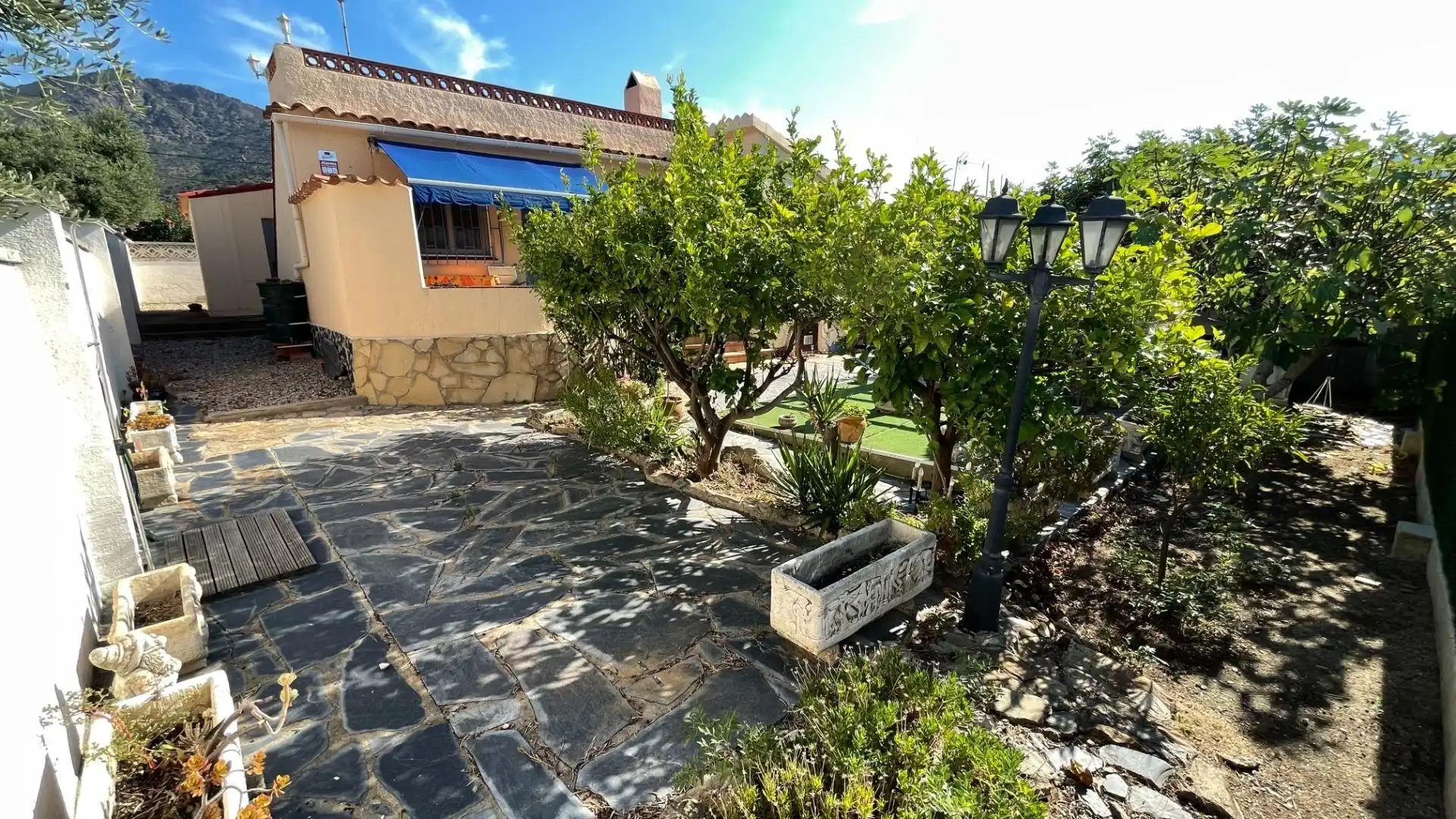 Vista exterior de Casa o chalet en venta en Roses con Jardín privado, Terraza y Amueblado