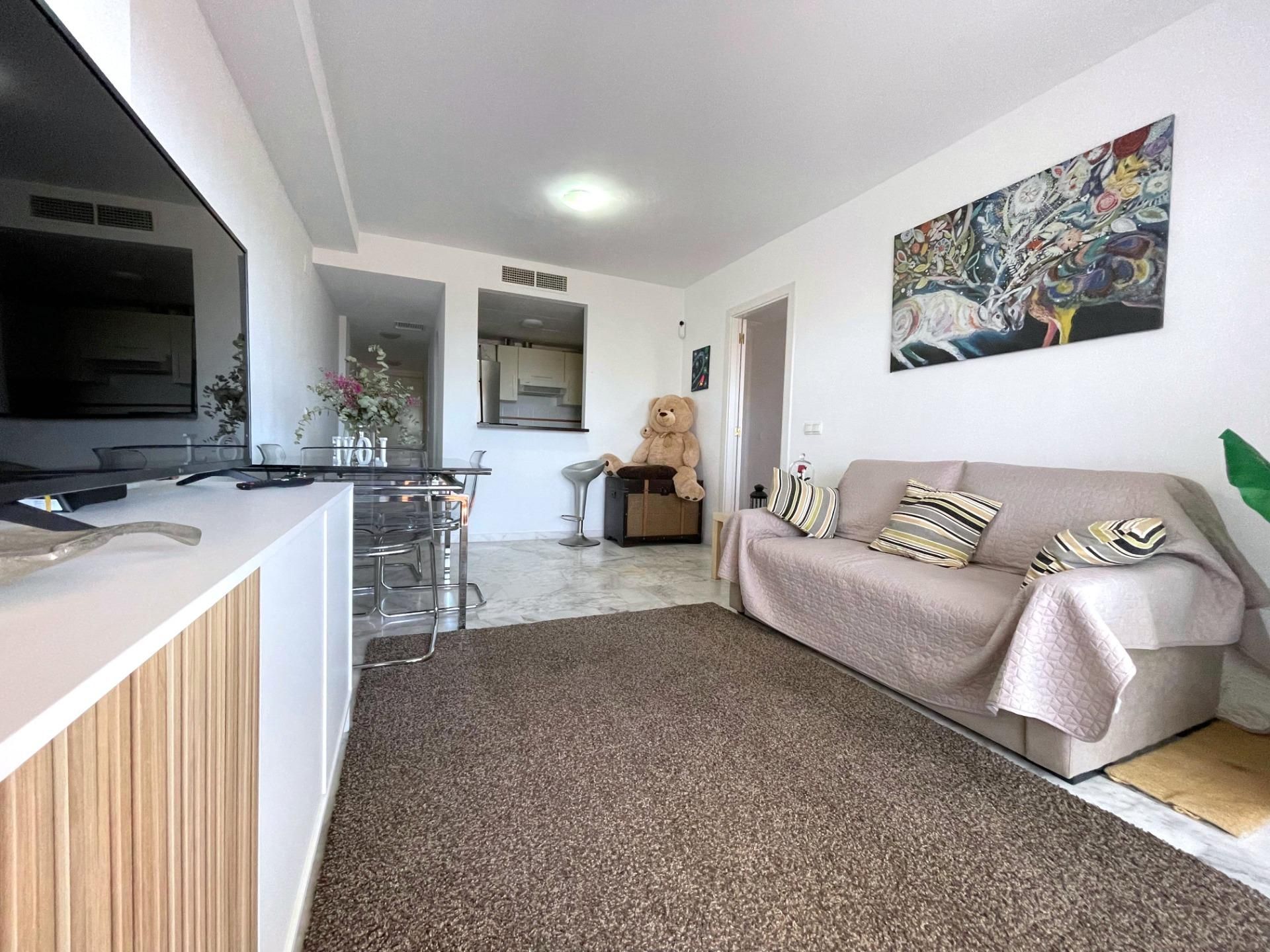 Living room of Flat to rent in Benalmádena  with Terrace and Community pool