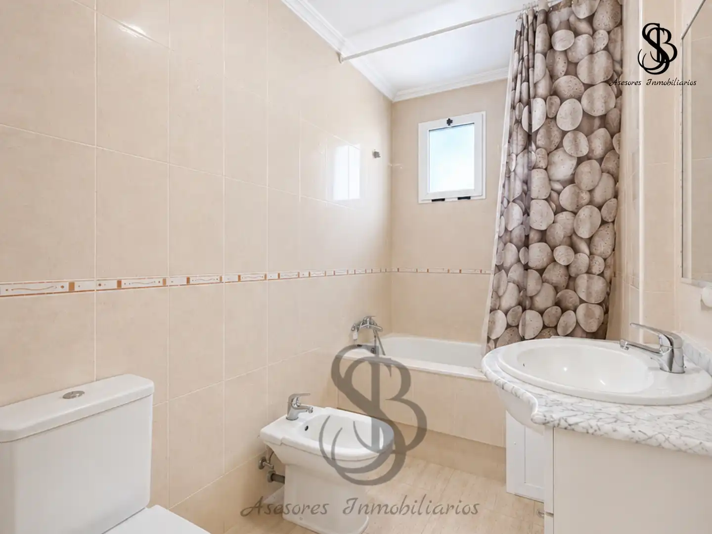 Baño de Ático de alquiler en Mutxamel con Terraza, Amueblado y Horno
