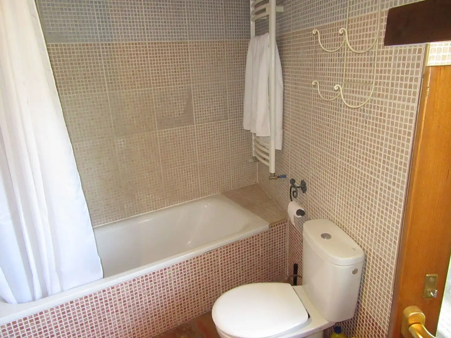Bany de Casa o xalet en venda en Canal de Berdún amb Jardí privat i Traster