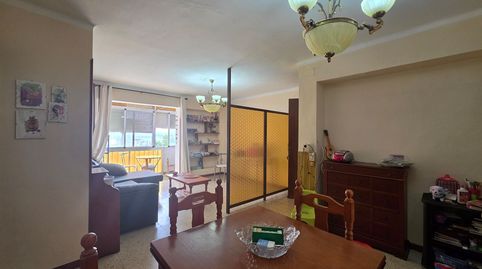 Foto 2 de Piso en venta en Avenida España , Mondejar - Junquillos, La Línea de la Concepción
