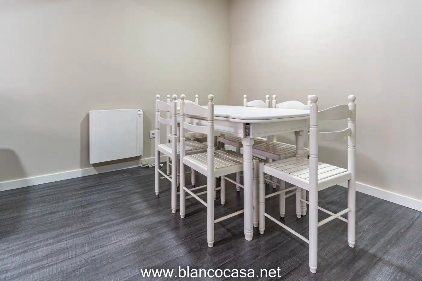 Comedor de Piso de alquiler en Carballo con Calefacción, Trastero y Amueblado