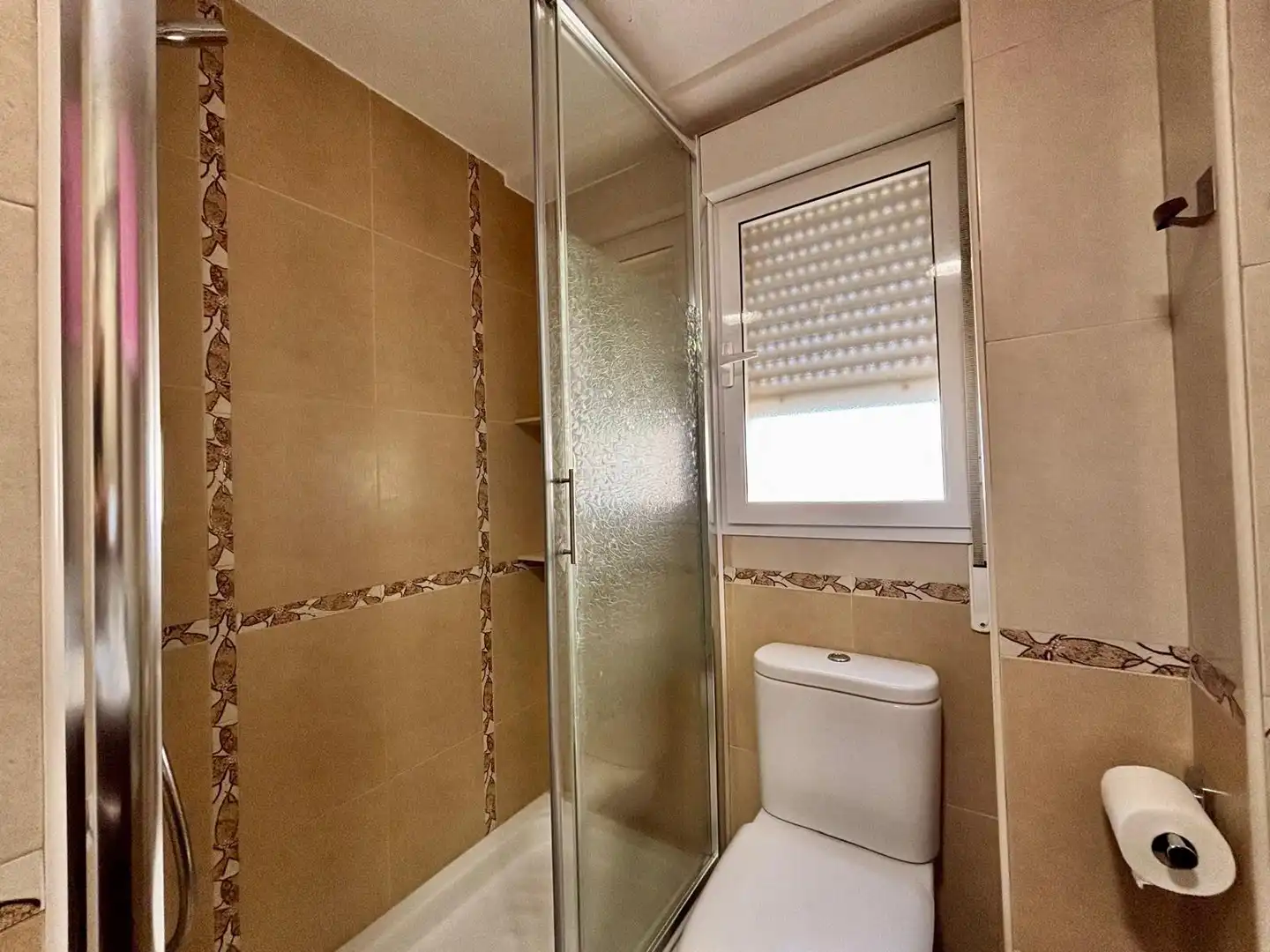 Bany de Apartament en venda en Gandia amb Aire condicionat, Jardí privat i Terrassa