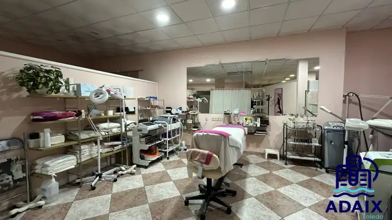 Local en venta en Toledo con Aire acondicionado