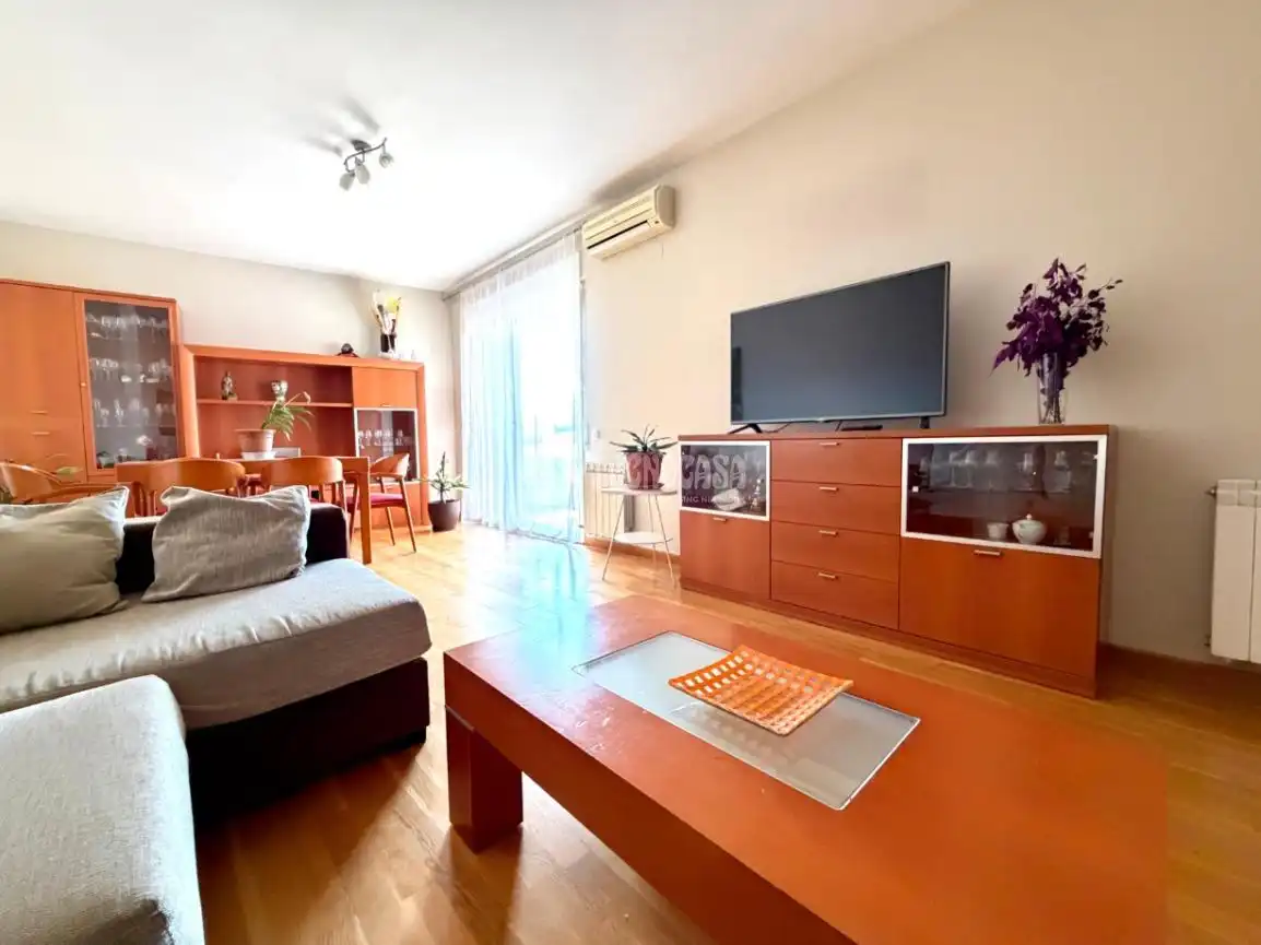 Sala de estar de Piso en venta en Badalona con Aire acondicionado, Trastero y Balcón