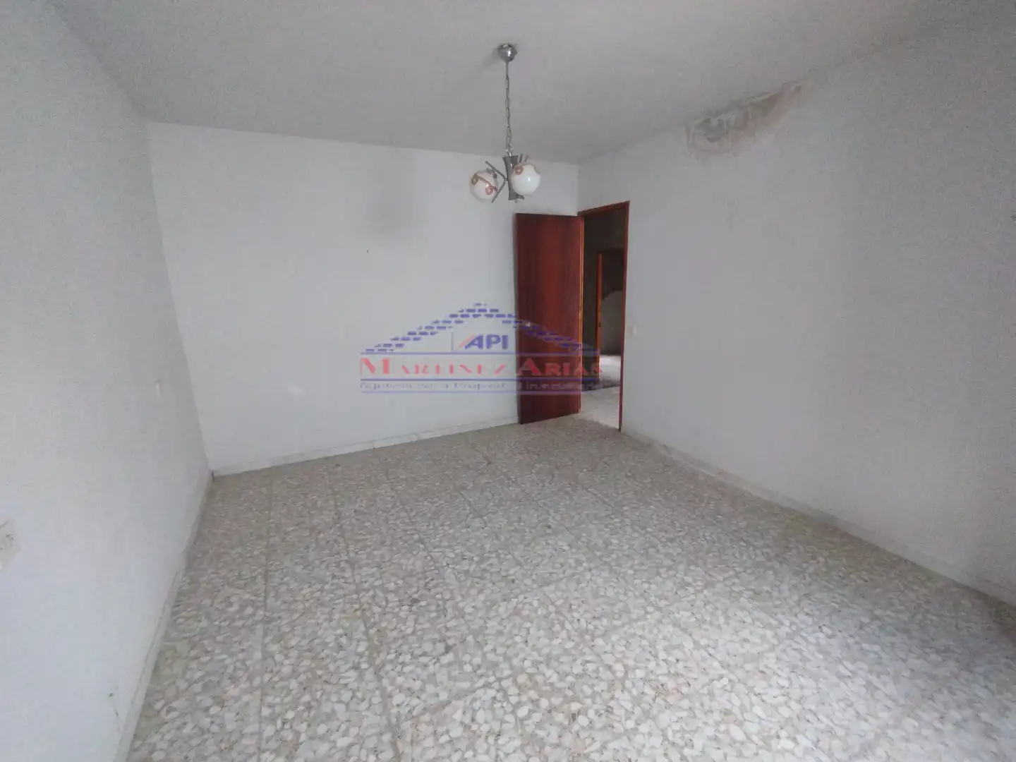 Casa adosada en venta en Navas de San Juan con Terraza, Trastero y Balcón