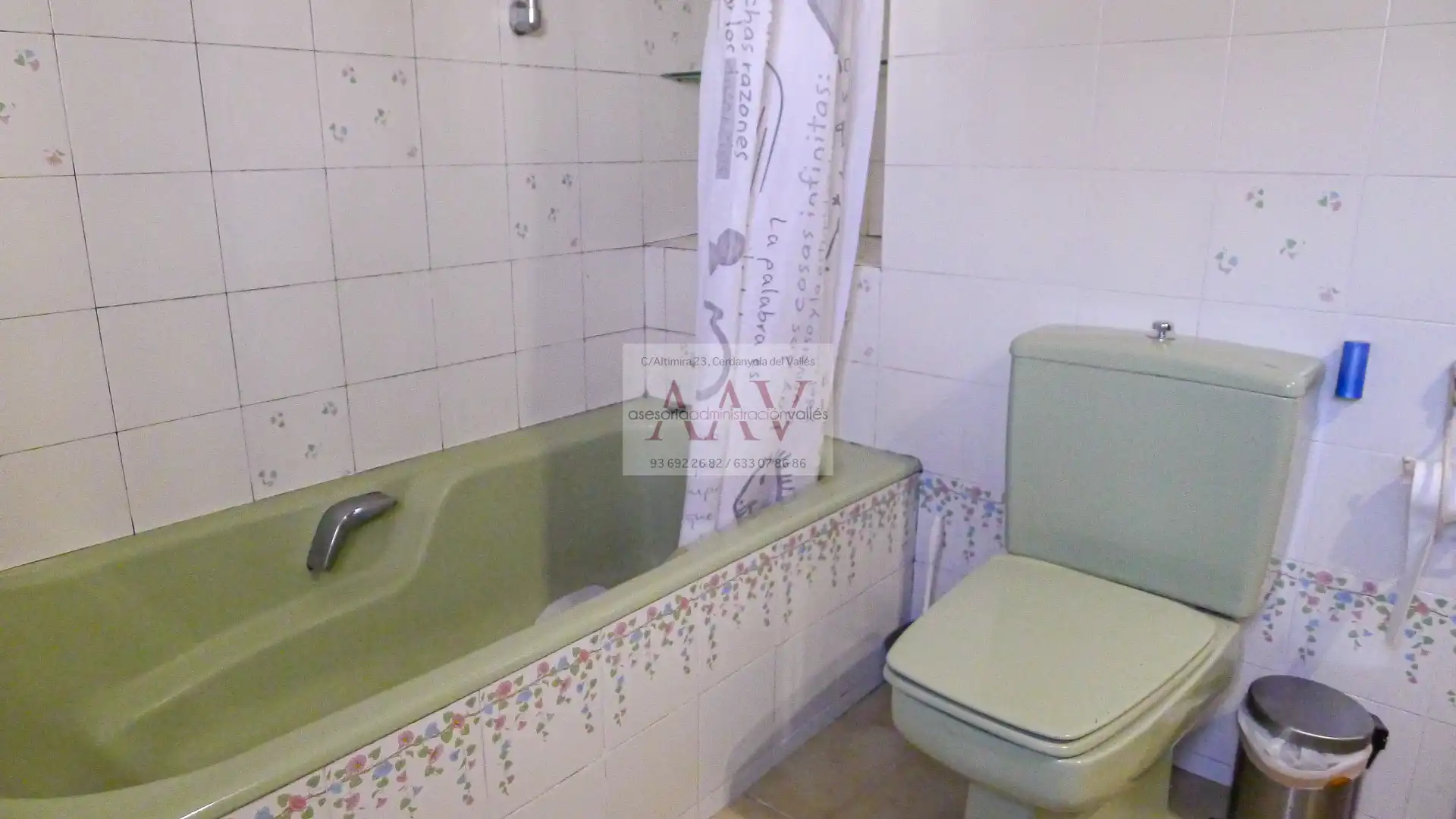 Baño de Casa o chalet en venta en Cerdanyola del Vallès con Calefacción, Jardín privado y Terraza