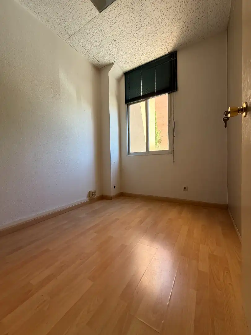 Gewerbefläche zum Verkauf in Calle de Luis de Hoyos Sainz, imagen 8