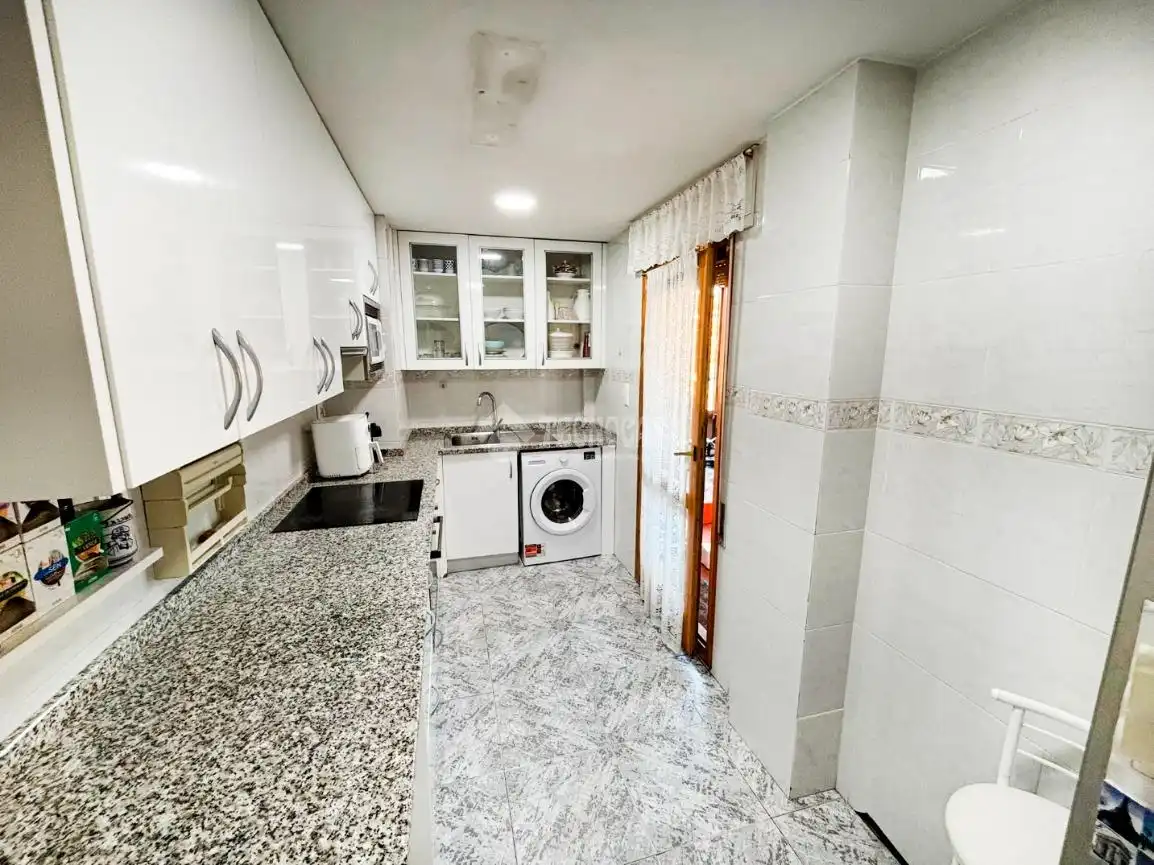 Cuina de Pis en venda en Zaragoza amb Aire condicionat i Parquet