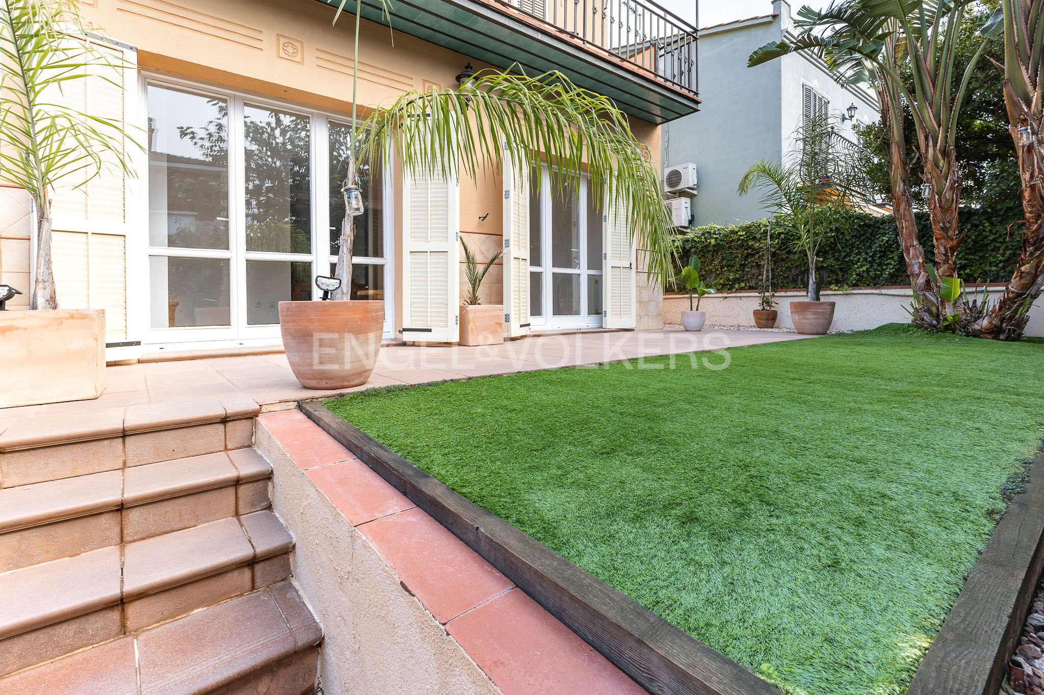 Terrace of House or chalet to rent in Premià de Dalt  with Heating and Private garden