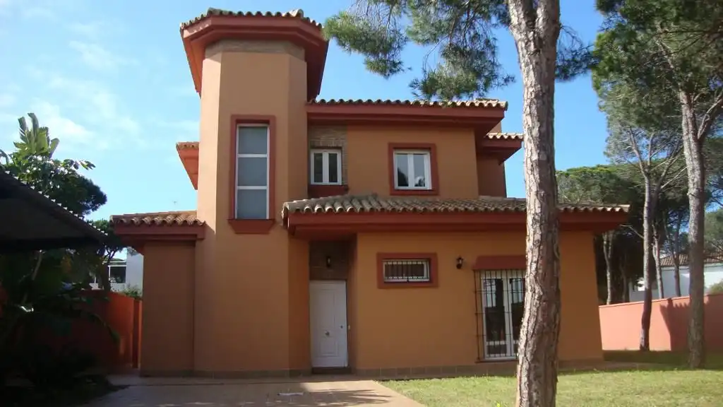 Vista exterior de Casa o chalet en venta en Chiclana de la Frontera con Aire acondicionado, Calefacción y Jardín privado