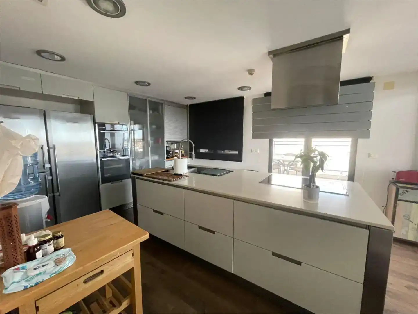 Küche von Dachboden zum Verkauf in Oliva mit Balkon
