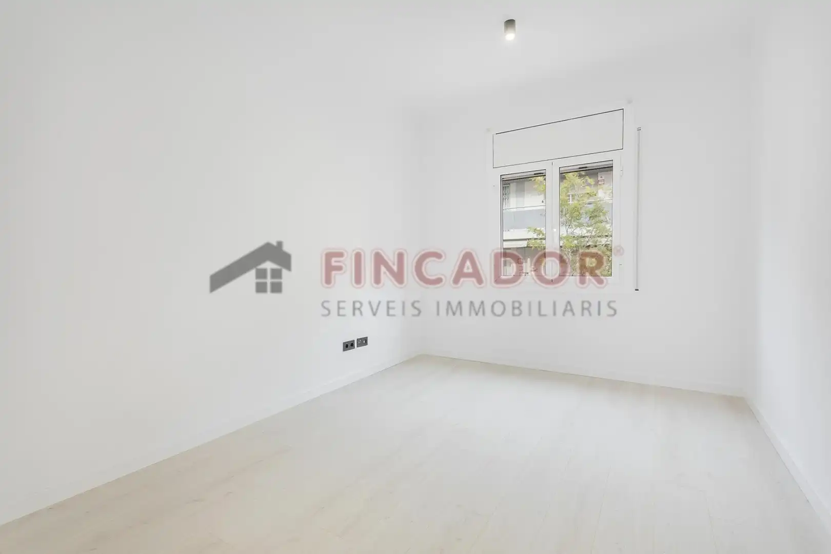 Habitación de Piso en venta en Esplugues de Llobregat con Aire acondicionado, Calefacción y Parquet