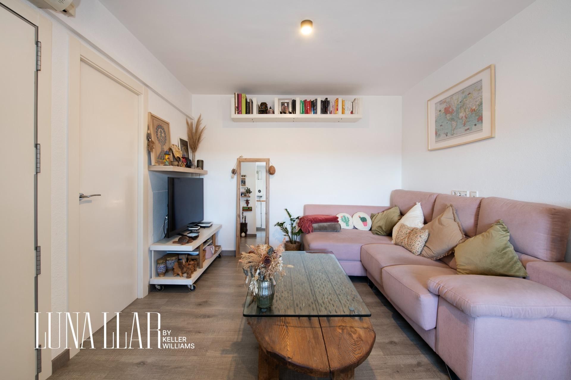 Living room of Attic for sale in Castelldefels