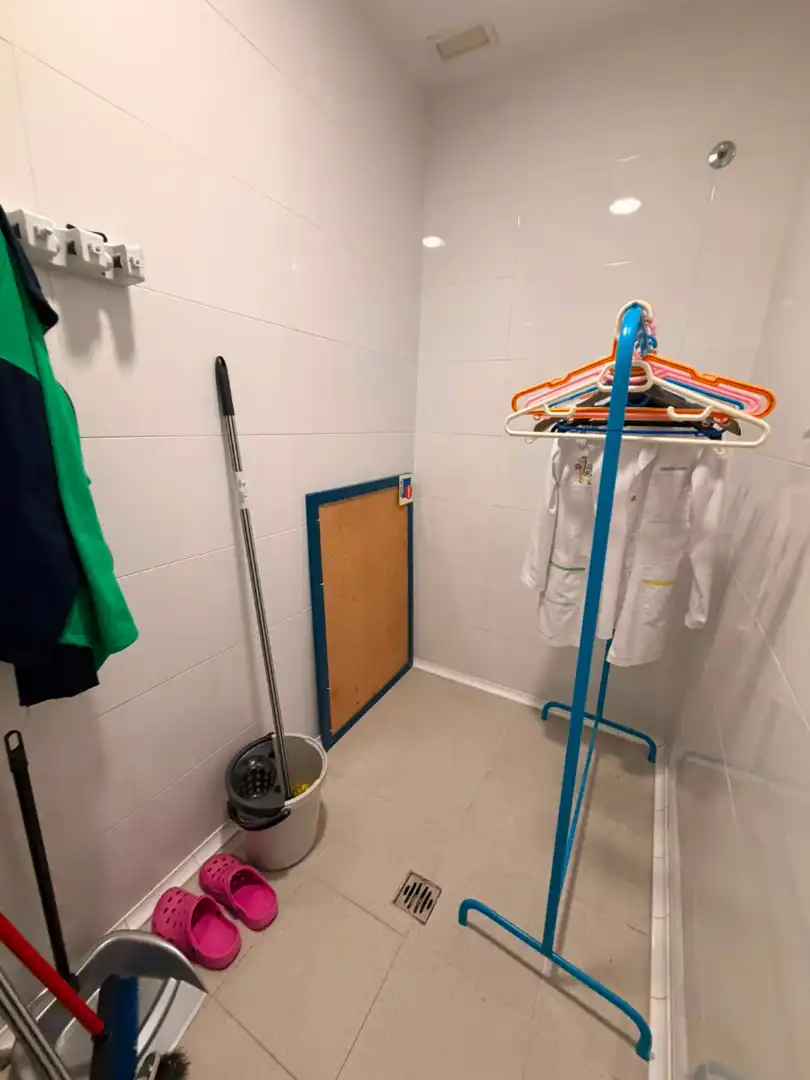 Baño de Local de alquiler en Chamberí