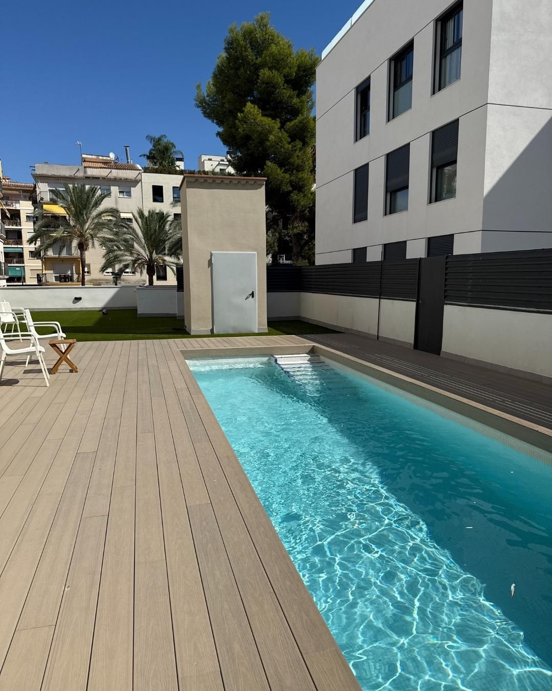 Swimming pool of Flat for rent in Vilanova i la Geltrú