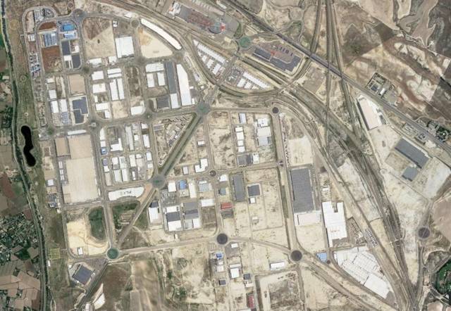 Terreno industrial en Venta en Garrapinillos