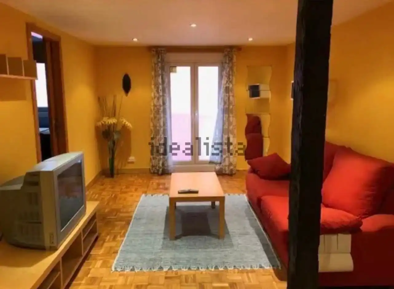 Wohnzimmer von Wohnung zum Verkauf in Oviedo  mit Möbliert