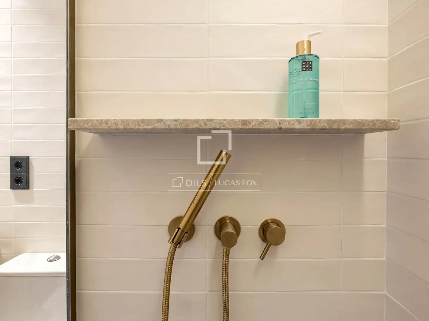 Baño de Piso de alquiler en Barcelona con Aire acondicionado, Calefacción y Parquet