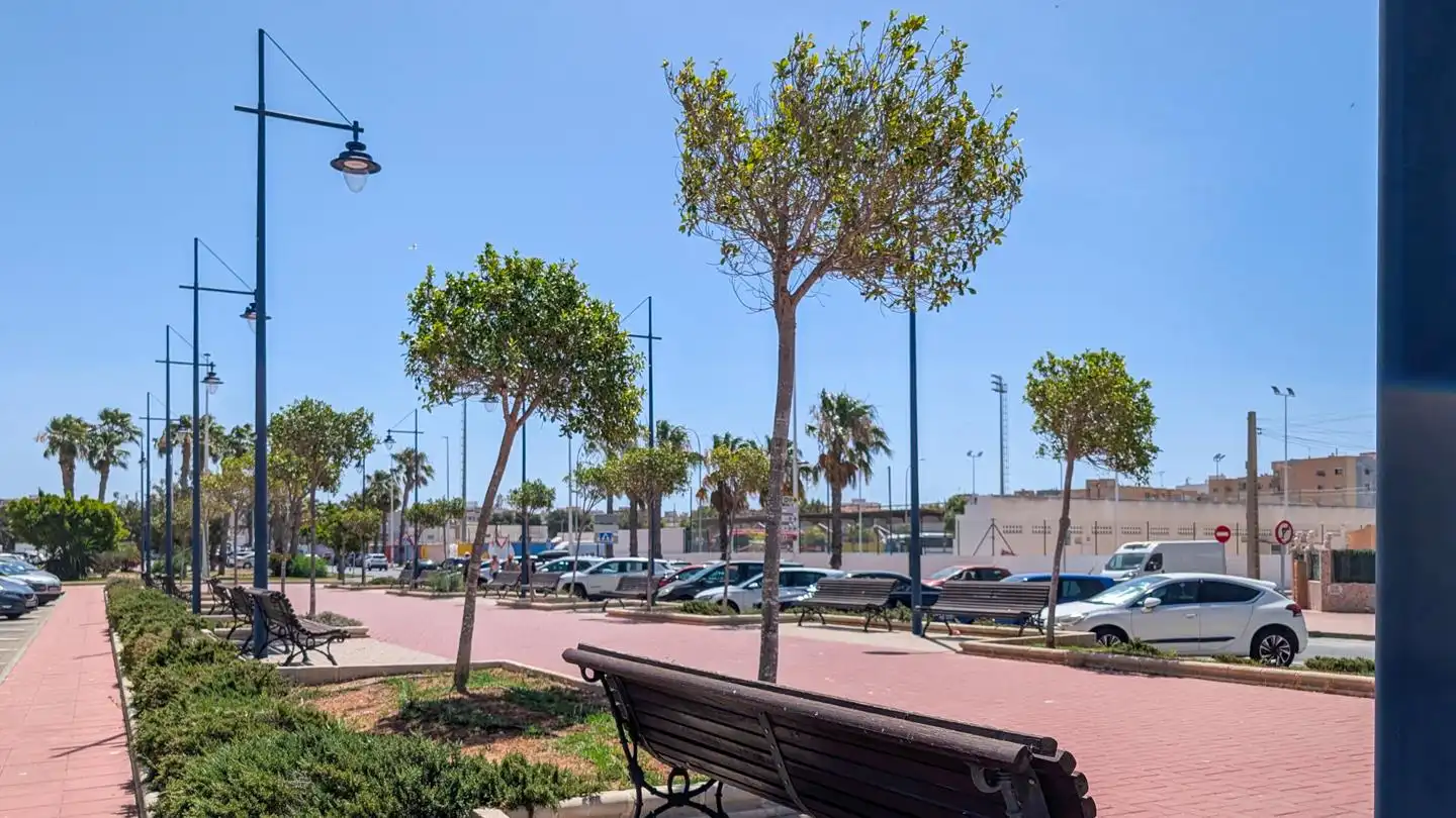 Außenansicht von Wohnung zum Verkauf in Santa Pola mit Klimaanlage, Terrasse und Möbliert