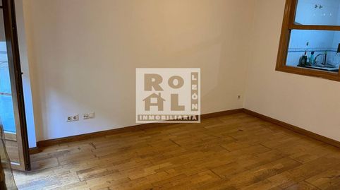 Foto 5 de Apartament en venda a Calle Cardiles, Casco Antiguo, León Capital