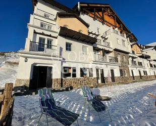 Exterior view of Flat for sale in Sierra Nevada  with Terrace and Balcony