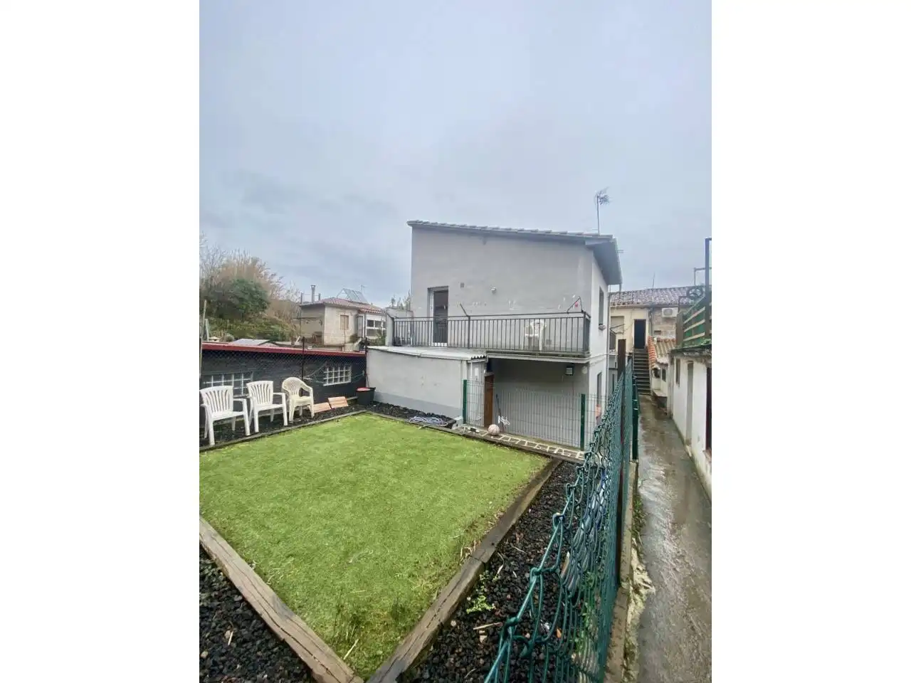 Jardí de Casa o xalet en venda en Olot amb Parquet i Terrassa