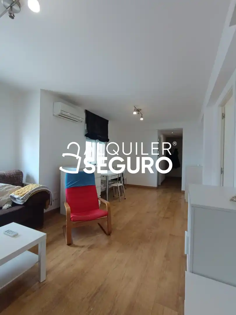 Living room of Flat for rent in Madrid  with Air Conditioner, Heating and Terrace