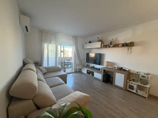 Piso con terraza en venta en Passeig del Camp del Roure 871L, imagen 6